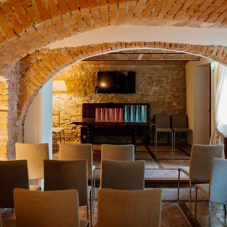 Hotel Casa Pavesi Grinzane Cavour Luaran gambar