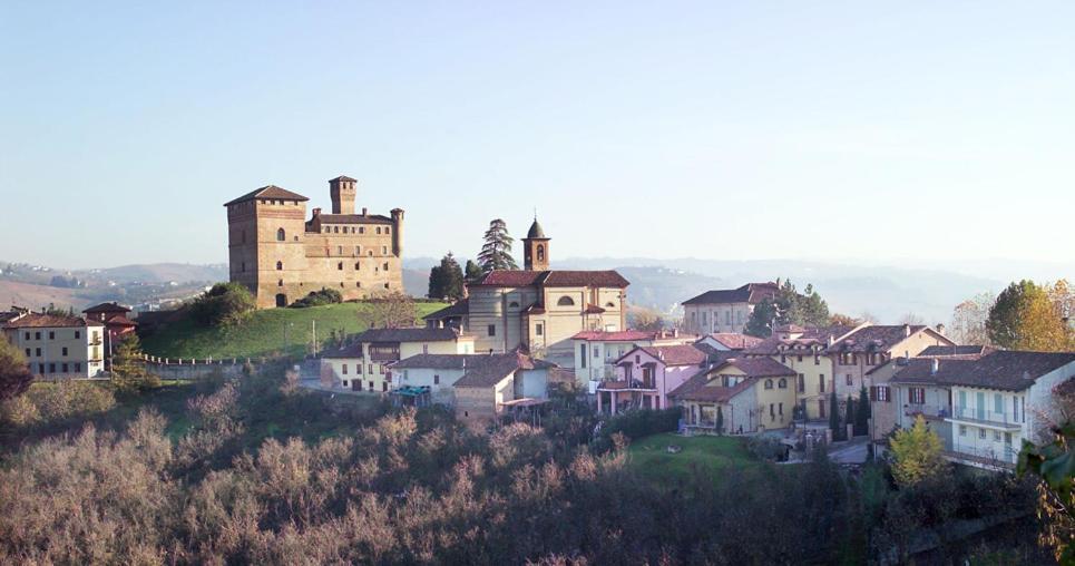 Hotel Casa Pavesi Grinzane Cavour Luaran gambar