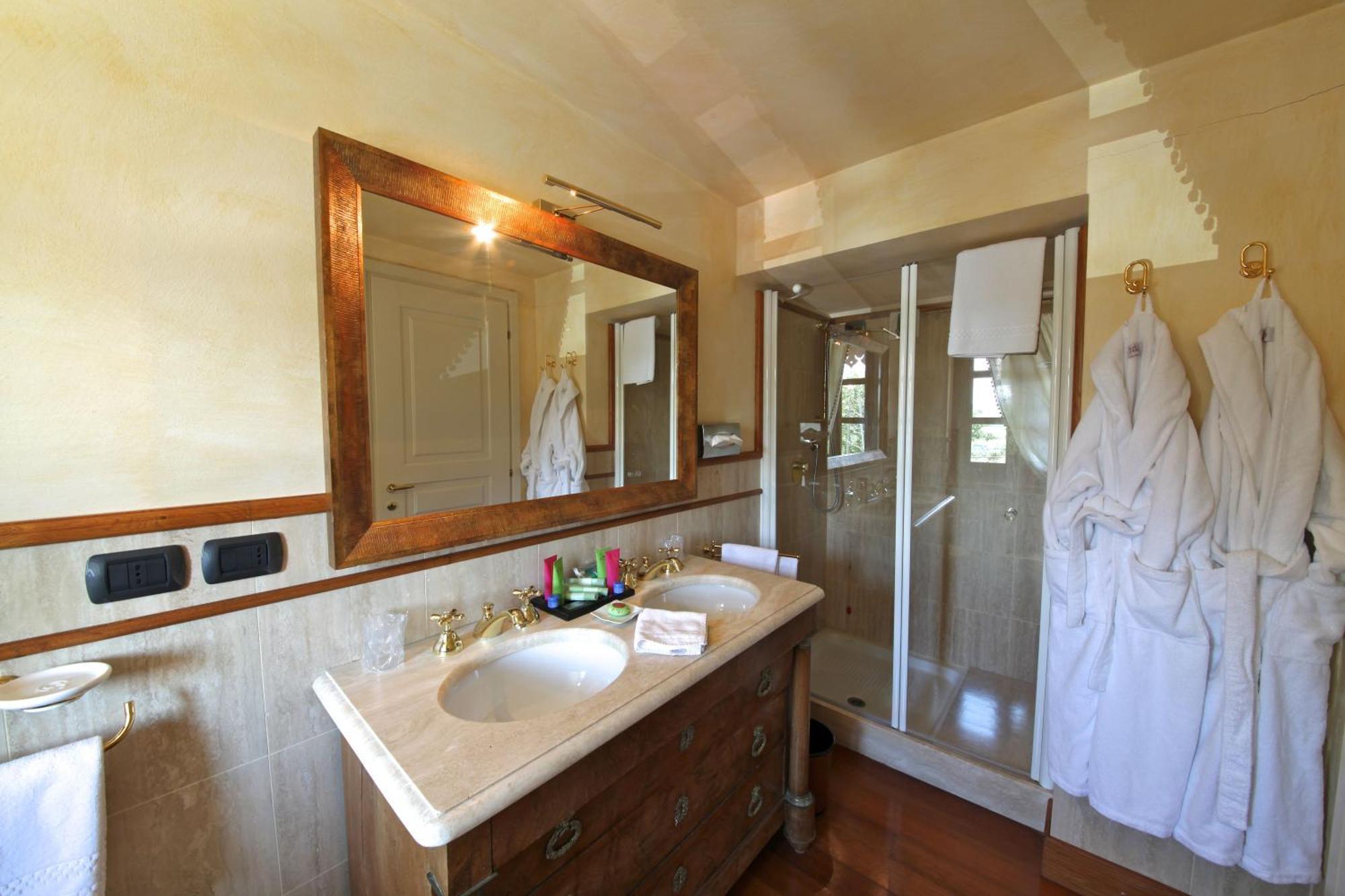 Hotel Casa Pavesi Grinzane Cavour Luaran gambar