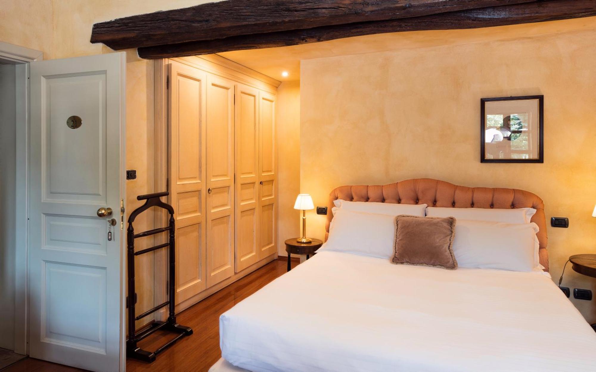 Hotel Casa Pavesi Grinzane Cavour Luaran gambar