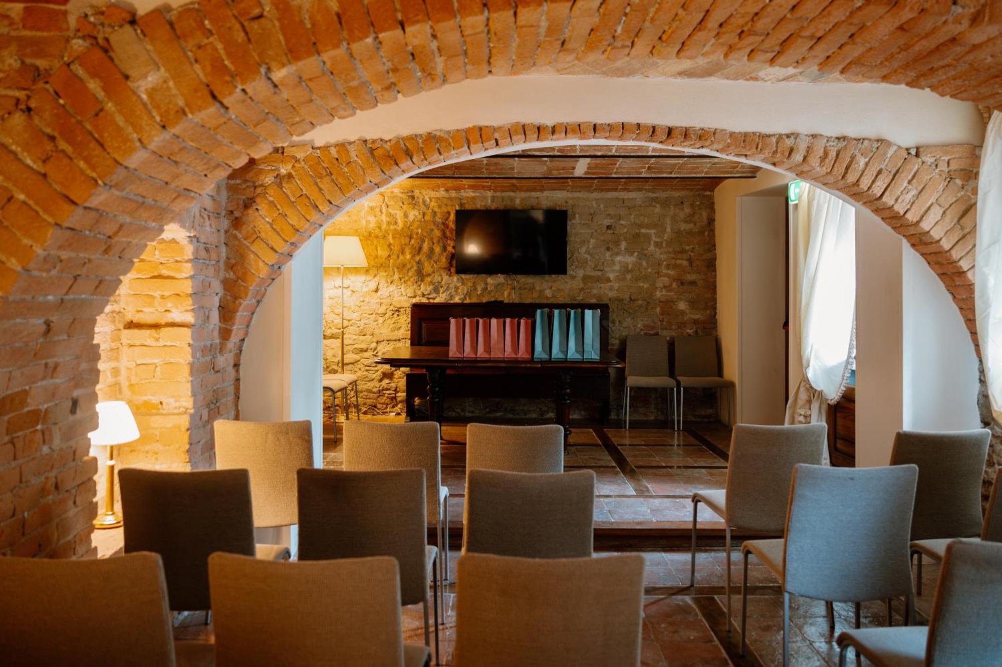 Hotel Casa Pavesi Grinzane Cavour Luaran gambar