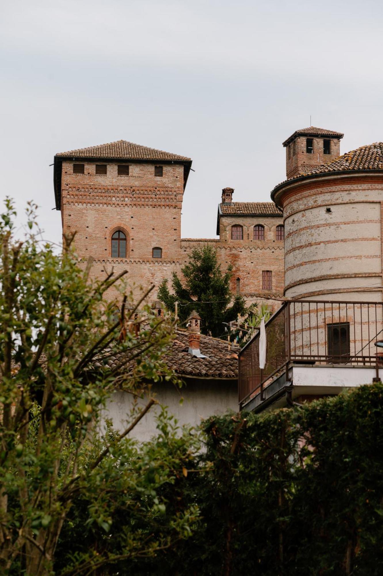 Hotel Casa Pavesi Grinzane Cavour Luaran gambar