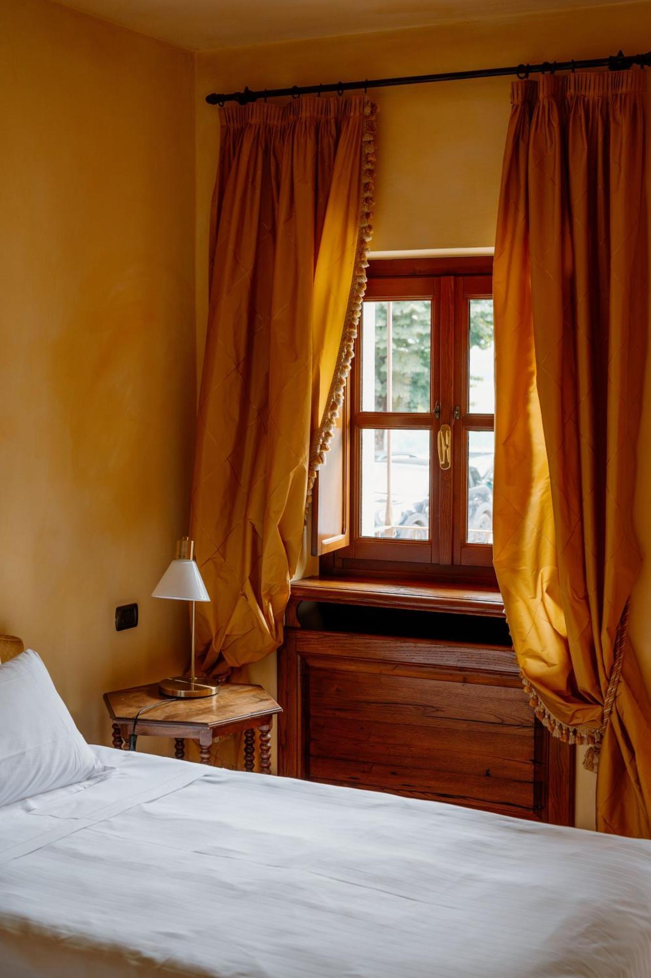 Hotel Casa Pavesi Grinzane Cavour Luaran gambar
