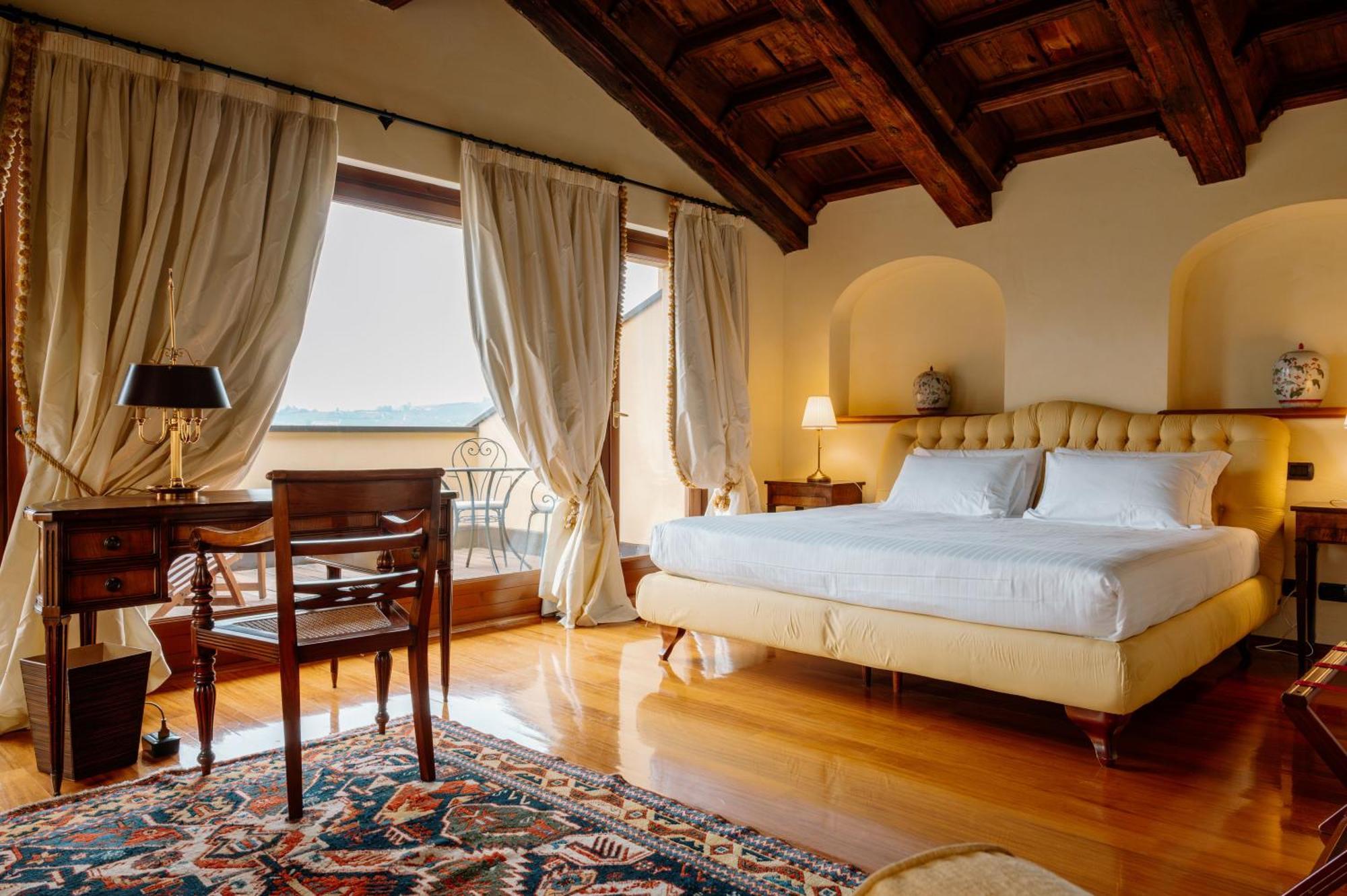 Hotel Casa Pavesi Grinzane Cavour Luaran gambar